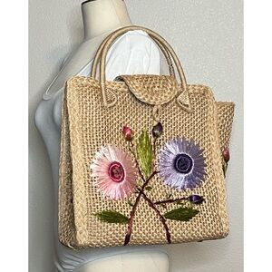 Vintage straw multicolor floral embellished hand bag tote